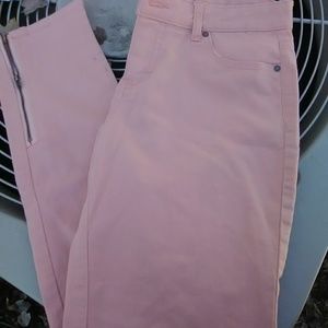 Jennifer Lopez Soft Pink Skinny Jeans